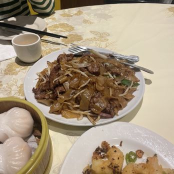 Great Taste Bakery & Restaurant - Beef chow fun (dry) - Bakeries Near Me - Boston, Massachusetts Great Taste Bakery & Restaurant - Beef chow fun (dry) - Bakeries Near Me - Boston, Massachusetts
