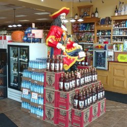 Belknap Liquor & Lounge