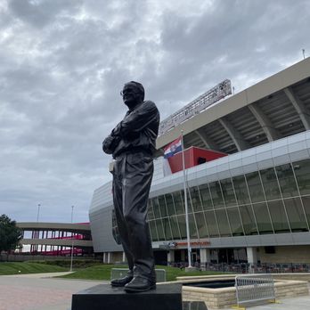 Arrowhead Stadium - Stadiums & Arenas Near Me - Kansas City, Missouri