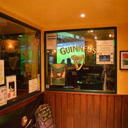 Corcoran's Sacré-Coeur - Guinness on tab