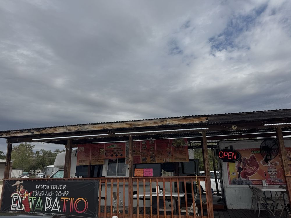 EL TAPATIO