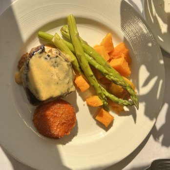 Bon Appetit - 5 oz filet. - New American Near Me - Dunedin, Florida Bon Appetit - 5 oz filet. - New American Near Me - Dunedin, Florida