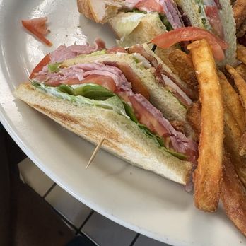 Emmy Lou's Diner - Club Sandwich - Diners Near Me - Napa, California Emmy Lou's Diner - Club Sandwich - Diners Near Me - Napa, California