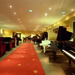 Steinway-Haus Hamburg - Ausstellung im Steinway Haus in Stellingen