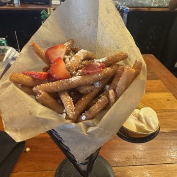 JusTini’s - Beignet sticks!! Awesome dessert! - Seafood Near Me - New Orleans, Louisiana