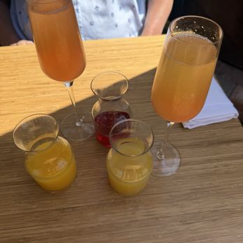 Paloma - Bottomless mimosas! - Cocktail Bars Near Me - Santa Barbara, California