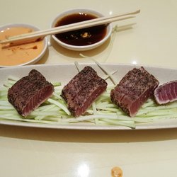 Sushi Tokyo - The sashimi platter taste very good. I get all black peppered tuna