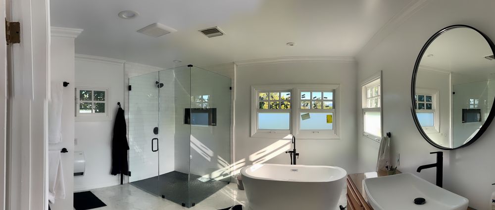 Slide of Artisan & Co.