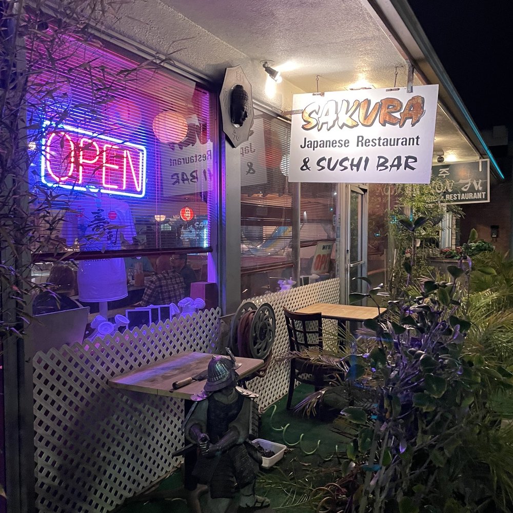 HIDDEN GEM!!!! (Front of restaurant) HIDDEN GEM!!!! (Front of restaurant)