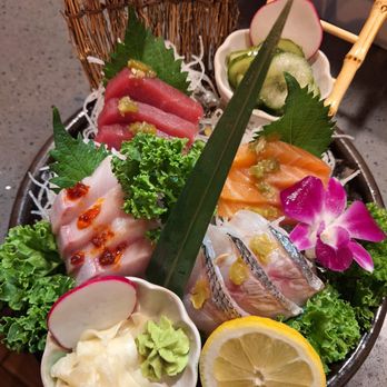 Ramen Mura - Sashimi combo~ freshest fish I've ever tasted! - Ramen Near Me - Orange, California Ramen Mura - Sashimi combo~ freshest fish I've ever tasted! - Ramen Near Me - Orange, California