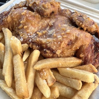 Good Chicken - Whole fried chicken plate - Korean Near Me - Honolulu, Hawaii Good Chicken - Whole fried chicken plate - Korean Near Me - Honolulu, Hawaii