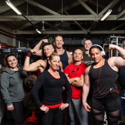 The Muscle Mill - Gym FAMILY get's bigger and STRONGER