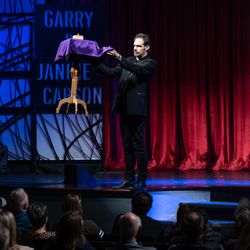 Escape Reality Magic Show With Garry & Janine Carson! Voted Best Magic Show In Las Vegas & Best Magic Show & Dinner Show In Branson Missouri