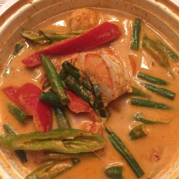 Tee’ Thai Flavors - Shrimp curry with basil and coconut milk - Thai Near Me - Bethpage, New York Tee’ Thai Flavors - Shrimp curry with basil and coconut milk - Thai Near Me - Bethpage, New York