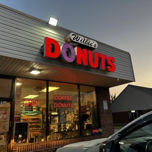 KNAPP’S DONUT SHOP - Updated October 2025 - 71 Photos & 67 Reviews ...