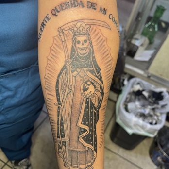 Que Bears Tattoos - Tattoo Near Me - Mesa, Arizona Que Bears Tattoos - Tattoo Near Me - Mesa, Arizona