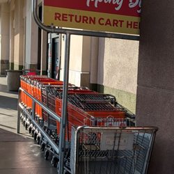 Grocery Outlet - Shopping cart return