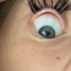 Exotically Minked - this is 5 days later more than half of the lashes were gone.