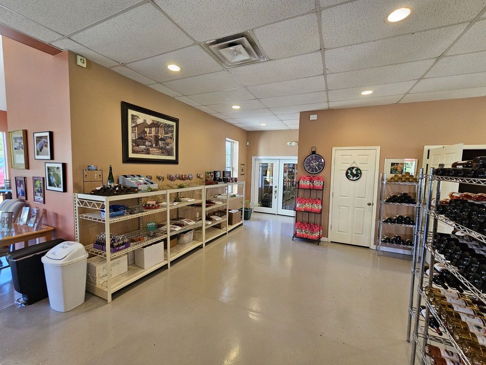 Brooks Hill Winery - vineyard in Brooks, KY