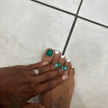 3D Nails Riverside - Nails and Toes - Nail Salons Near Me - Riverside, California