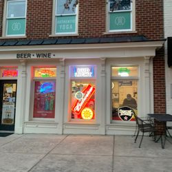 Main Street Beer and Wine - Store front