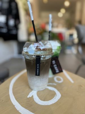 Tí Cafe by null