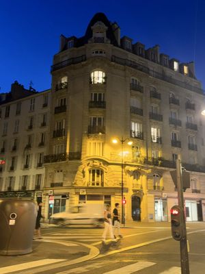 Le Café du Commerce by null