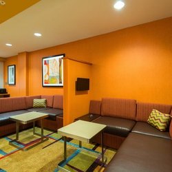 Fairfield by Marriott Inn & Suites Louisville Downtown
