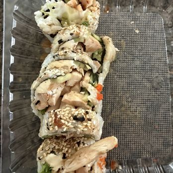 Raku Sushi - Sushi roll - Sushi Bars Near Me - Rocklin, California