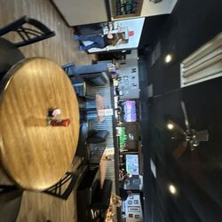 M & J Steak & Seafood Restaurant - Dining room