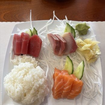 Akita Sushi - Sashimi Plate - Sushi Bars Near Me - San Jose, California Akita Sushi - Sashimi Plate - Sushi Bars Near Me - San Jose, California