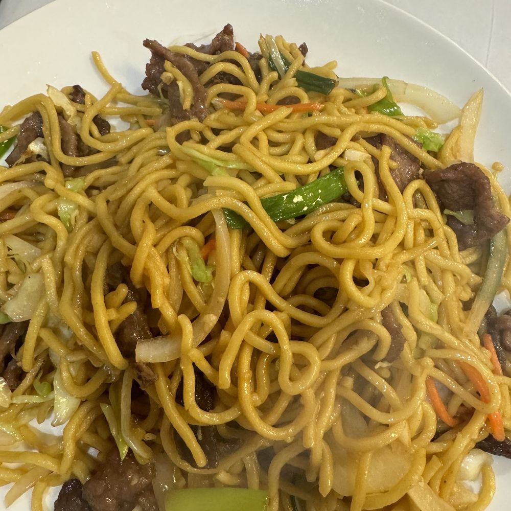 Crispy beef noodles Crispy beef noodles