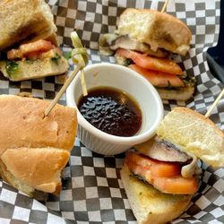 Lost In Taste - Portobello Slip and Sliders