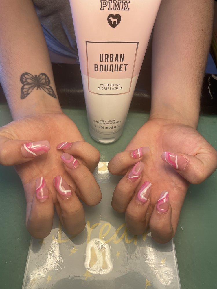 Pinky Nails Photos
