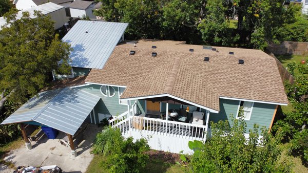 Absolute Construction & Roofing