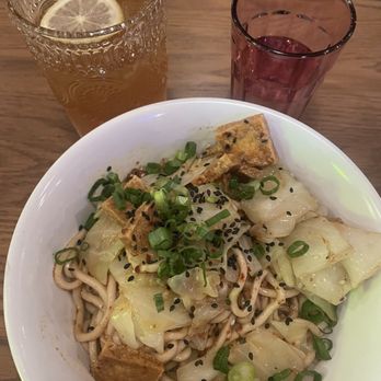 MAKfam - Vegan Sizzling Spicy Noodles - Chinese Near Me - Denver, Colorado MAKfam - Vegan Sizzling Spicy Noodles - Chinese Near Me - Denver, Colorado