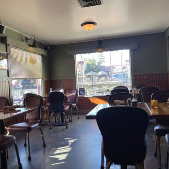 Osteria Grappolo - Inside - Italian Near Me - Solvang, California