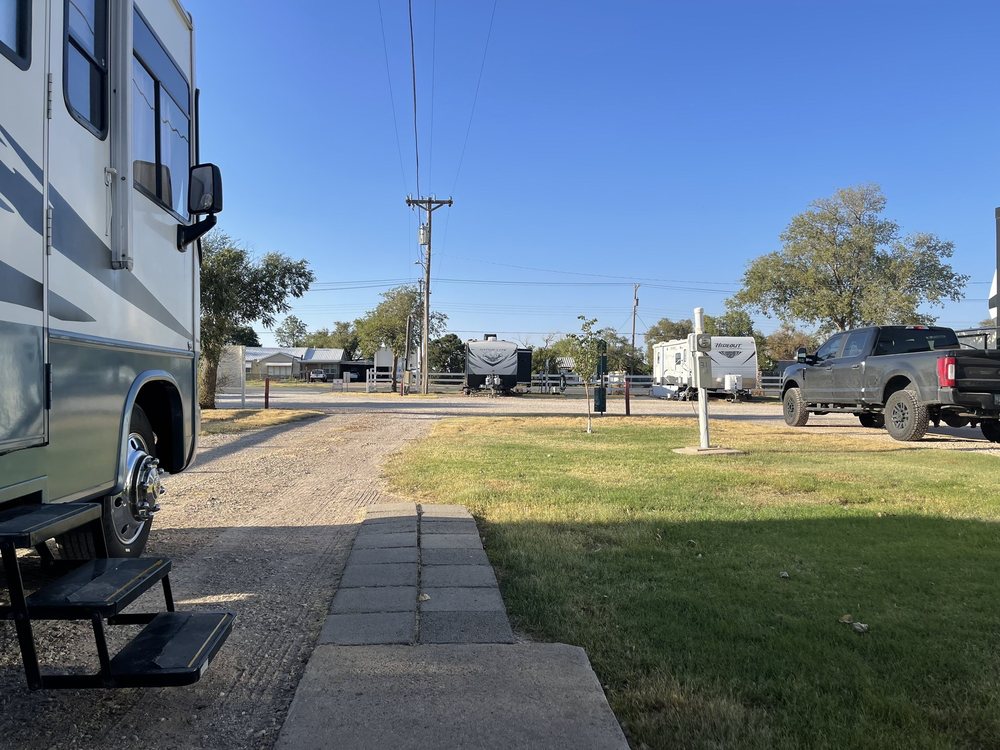 YPPCREATE Updated October 2024 2010 E 5th St, Plainview, Texas RV