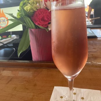 FM pizza oven - Cranberry mimosa - Pizza Near Me - Melbourne, Florida FM pizza oven - Cranberry mimosa - Pizza Near Me - Melbourne, Florida