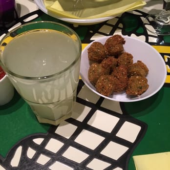 L'As du Fallafel - Lemonade and falafel appetizer (10 pieces for 4€) - Kosher Near Me - Paris, 75