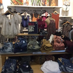 American Eagle Outfitters Outlet - Women's display!
