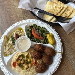 Falafel Sam - Falafel Platter