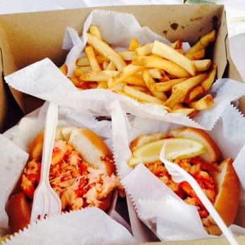 Stowe's Seafood - Lobster Roll - Seafood Near Me - West Haven, Connecticut Stowe's Seafood - Lobster Roll - Seafood Near Me - West Haven, Connecticut