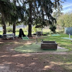 PuttSkee's Mini-Golf