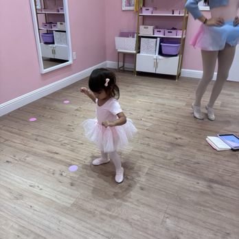 Tutu School Elk Grove - Ballet class - Dance Studios Near Me - Elk Grove, California Tutu School Elk Grove - Ballet class - Dance Studios Near Me - Elk Grove, California