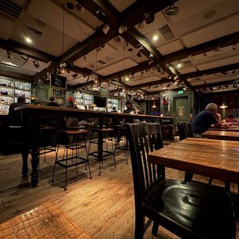 Forman's Whiskey Tavern - New American Near Me - Toluca Lake, California Forman's Whiskey Tavern - New American Near Me - Toluca Lake, California