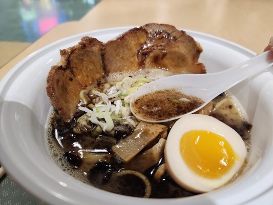 Torimaru Ramen by null