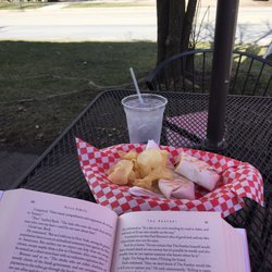 Mill House Café - Tree hugger wrap on a nice day