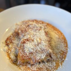Spumoni Italian Cafe & Pizzeria - Lasagna Bolognese