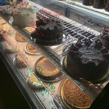 Lulu's Chocolate Bar - dessert case - Desserts Near Me - Savannah, Georgia Lulu's Chocolate Bar - dessert case - Desserts Near Me - Savannah, Georgia